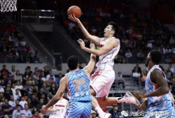 孟铎爆料赵睿受伤视频,赛场惊魂，球员健康引关注